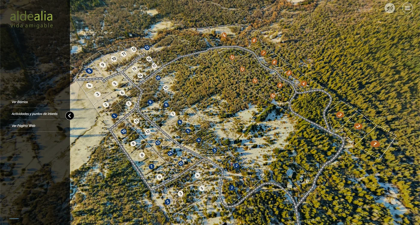 Masterplan 360 del loteo Aldealia sobre imagen aérea real con lotes clickeables